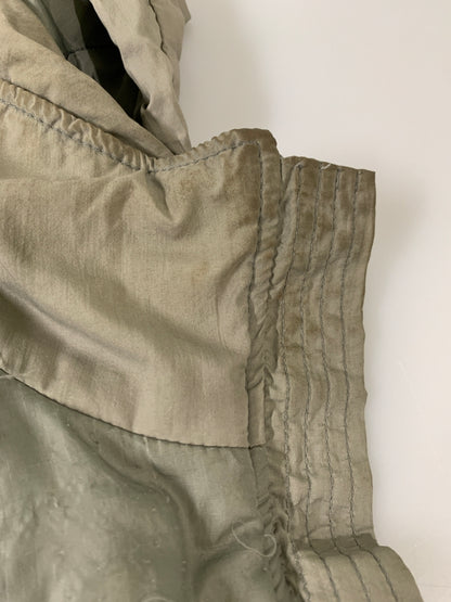 【中古品】【メンズ】 U.S.ARMY ユーエスアーミー 8415-01-545-8724 00S WILD THING社製 ECWCS LEVEL7 GEN3 JACKET アウター 146-260508-AS-64-min サイズ：M-LONG カラー：カーキ 万代Net店
