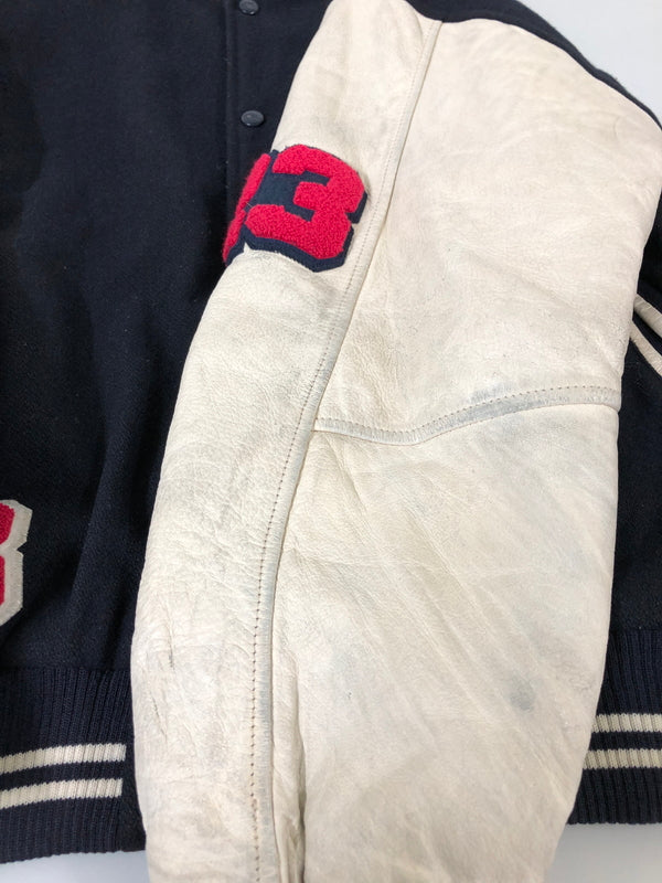 【現状渡し品】【メンズ】 NIKE ナイキ 90S AIR JORDAN FLIGHT CLOB STADIUM JACKET 90年代 エアジョーダン スタジアムジャケット メンズ アウター スタジャン 146-260510-em-38-min サイズ：L カラー：ネイビー/ホワイト 万代Net店