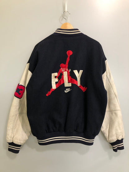 【現状渡し品】【メンズ】 NIKE ナイキ 90S AIR JORDAN FLIGHT CLOB STADIUM JACKET 90年代 エアジョーダン スタジアムジャケット メンズ アウター スタジャン 146-260510-em-38-min サイズ：L カラー：ネイビー/ホワイト 万代Net店