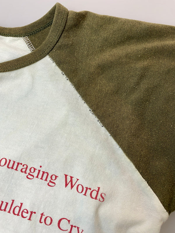 【現状渡し品】【メンズ】 TULTEX タルテックス GRANDPA PRINT TEE グランパ プリント Tシャツ メンズ トップス メッセージ 146-260521-em-30-min カラー：カーキ/ホワイト 万代Net店