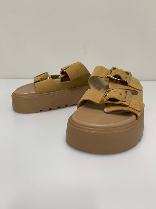 【中古品】【レディース】 CASADEI カサディ BIRKY SANDAL 24SS バーキー サンダル レディーズ 靴 スウェード 厚底 167-260512-em-21-min サイズ：38 カラー：ベージュ 万代Net店