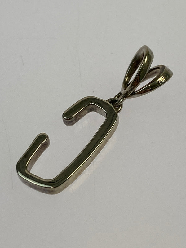 【中古品】【メンズ/レディース】 STUSSY ステューシー SILVER ALPHABET PENDANT ”C” シルバー アルファベット ペンダントトップ 192-260713-KS-22-min カラー：シルバー 万代Net店