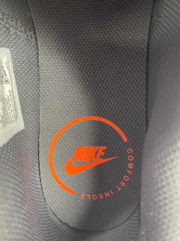 【中古美品】【メンズ】 NIKE ナイキ IQ9397-068 AIR MAX EXCEE 靴 シューズ スニーカー SNEAKER 160-260509-zi-02-min サイズ：27cm カラー：IRON GREY/HYPER CRIMSON-BLACK 万代Net店