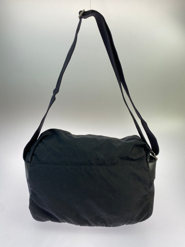 【中古品】【メンズ/レディース】 SAINT LAURENT PARIS サンローラン パリ CANVAS MESSENGER BAG 342610 キャンバス メッセンジャー バッグ カバン 肩掛け 180-260521-em-09-min カラー：ブラック 万代Net店