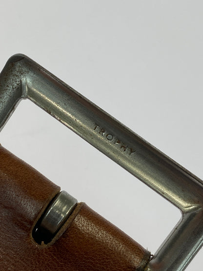 【中古品】【メンズ】 TROPHY CLOTHING トロフィークロージング INDUSTRIAL IRON BUCKLE LEATHER BELT インダストリアル アイアンバックル レザーベルト 革 205-260512-em-15-min カラー：ブラウン 万代Net店