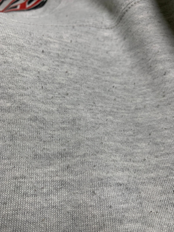 【現状渡し品】【メンズ】 GEAR FOR SPORTS ギアフォースポーツ 90S COLLEGE LOGO CREW SWEATカレッジロゴ クルーネック スウェットシャツ トレーナー 146-260615-kt-10-min サイズ：サイズ不明 カラー：グレー 万代Net店
