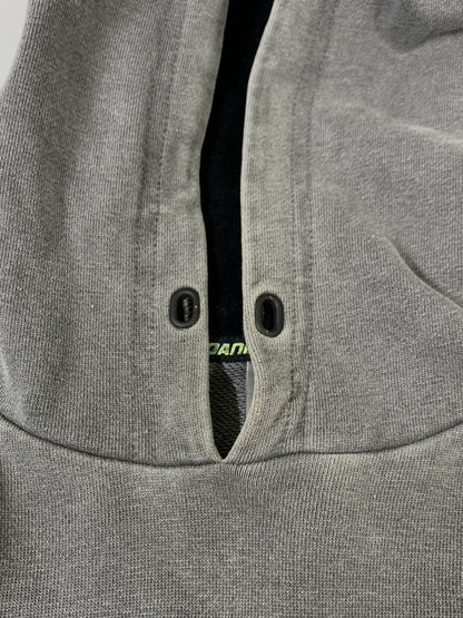 【中古品】【メンズ】 ADIDAS アディダス ×DANIEL PATRICK ダニエルパトリック 別注 コラボ LOGO HOODIE FR5635 ロゴフーディー パーカー トップス 148-260522-SH-23-min サイズ：XO カラー：グレー 万代Net店