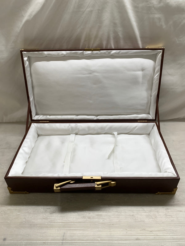 【中古品】 40cm用 ドール鞄 「ローゼンメイデン」 ドール用カバン ドルク 薔薇乙女 お出かけ 収納用 ドールバッグ 038-260918-em-20-min 万代Net店