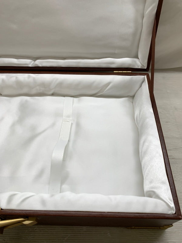 【中古品】 40cm用 ドール鞄 「ローゼンメイデン」 ドール用カバン ドルク 薔薇乙女 お出かけ 収納用 ドールバッグ 038-260918-em-20-min 万代Net店