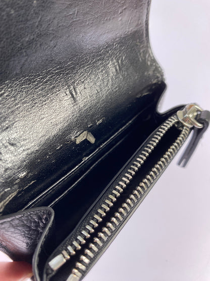 【現状渡し品】【レディース】 MM6 MAISON MARGIELA エムエム6 メゾン マルジェラ FLAP WALLET フラップ ウォレット コインケース 小銭入れ 財布 200-260512-em-08-min カラー：ブラック 万代Net店