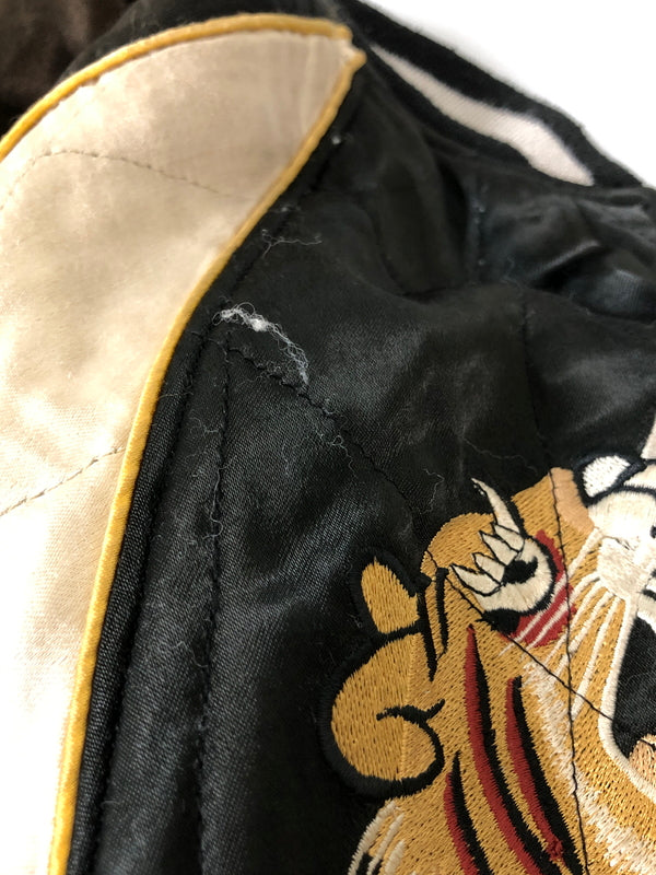 【現状渡し品】【メンズ】 USED ユーズド 虎×鷹×日本地図 スカジャン メンズ アウター ヴィンテージ 145-260510-em-46-min カラー：ブラック/ブラウン/オフホワイト 万代Net店