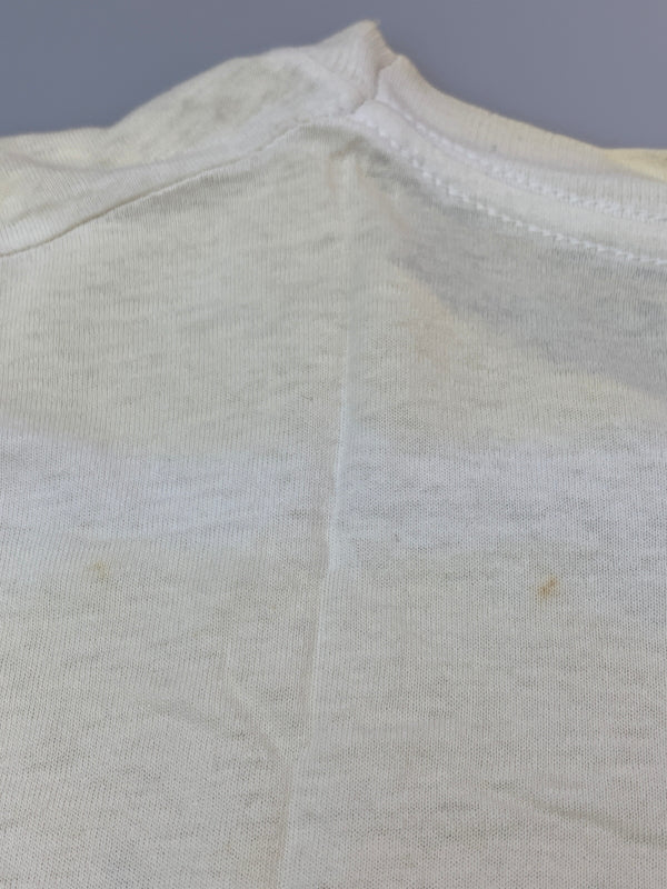 【ジャンク品】【メンズ】 CUBA 90S "STING" PRINT TEE キューバ 1990年代 プリント ティー メンズ トップス Tシャツ 146-260513-KS-20-min サイズ：不明 カラー：ホワイト 万代Net店