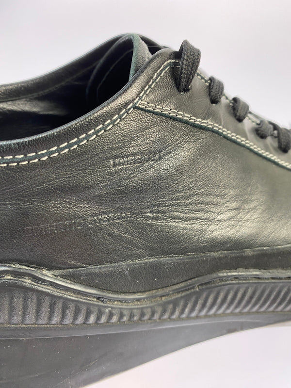 【現状渡し品】【メンズ】 OAMC オーエーエムシー FREE SOLO LOW LEATHER SNEAKER フリー ソロ ロー レザー スニーカー 靴 162-260519-yn-04-min サイズ：43 カラー：ブラック 万代Net店