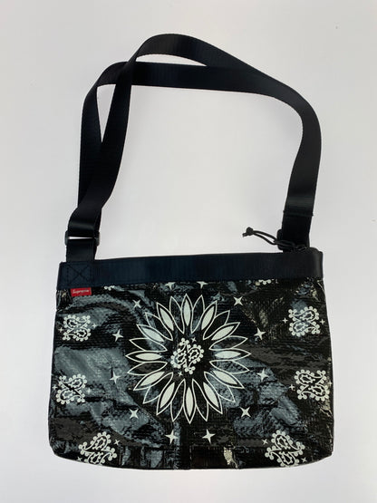 【中古品】【レディース】 SUPREME 21SS BANDANA TARP SIDE BAG BLACK バンダナ タープ サイドバッグ バンダナ柄 小型ショルダーバッグ 188-260521-em-16-min カラー：ブラック 万代Net店