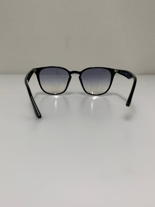 【中古品】【メンズ】 RAY-BAN レイバン ウェリントン サングラス RB4258-F 52□20-150 203-260512-em-33-min カラー：ブラック 万代Net店