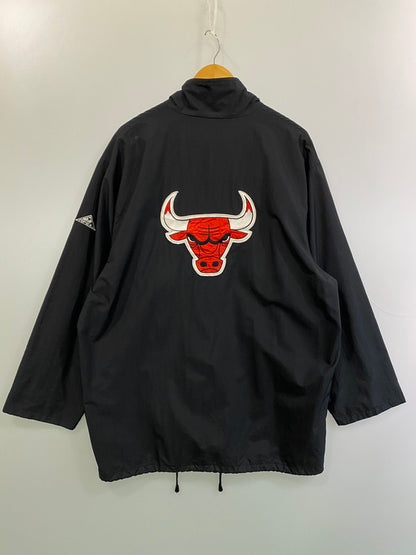 【中古品】【メンズ】 NBA BY APEX ONE エヌビーエー バイ エイペックス ワン 90's CHICAGO BULLS ZIP UP JACKET 90年代 シカゴ・ブルズ ジップアップジャケット アウター 146-260607-SH-08-hon サイズ：L カラー：ブラック 万代Net店