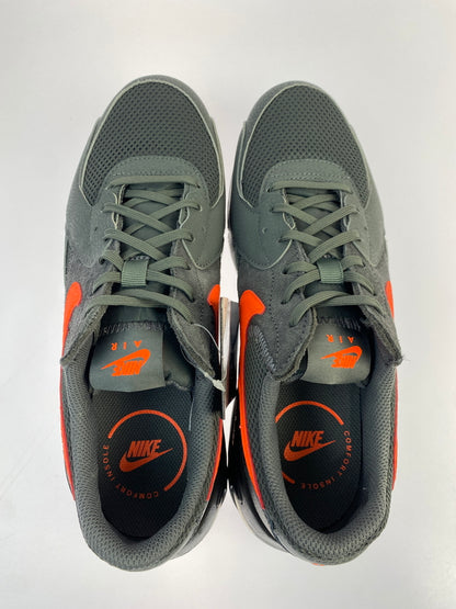 【未使用品】【メンズ】 NIKE ナイキ IQ9397-068 AIR MAX EXCEE 靴 シューズ スニーカー 160-260517-AS-1-min サイズ：26.5cm カラー：IRON GREY/HYPER CRIMSON-BLACK 万代Net店