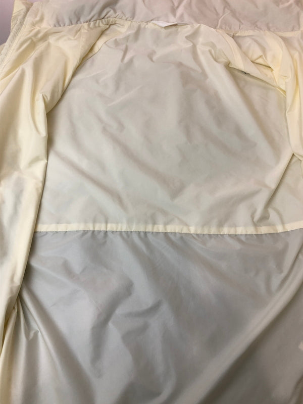 【中古品】【メンズ】 MONCLER モンクレール 23SS OCTANO LOGO APPLIQUED HO I10911A00143 53A5E オクタン ロゴ アップリケ フーデッド シェル ジャケット メンズ ライトアウター 141-260515-em-28-min サイズ：3 カラー：アイボリー 万代Net店