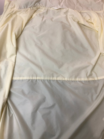 【中古品】【メンズ】 MONCLER モンクレール 23SS OCTANO LOGO APPLIQUED HO I10911A00143 53A5E オクタン ロゴ アップリケ フーデッド シェル ジャケット メンズ ライトアウター 141-260515-em-28-min サイズ：3 カラー：アイボリー 万代Net店