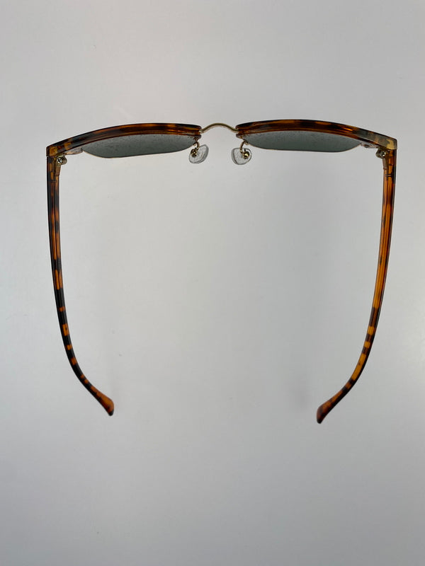 【中古品】【メンズ/レディース】 RAY-BAN レイバン CLUBMASTER CLASSIC RB3016 クラブマスター クラシック サングラス 52□21-140 203-260521-em-06-min カラー：ハバナ/グリーンクラシック 万代Net店