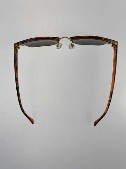 【中古品】【メンズ/レディース】 RAY-BAN レイバン CLUBMASTER CLASSIC RB3016 クラブマスター クラシック サングラス 52□21-140 203-260521-em-06-min カラー：ハバナ/グリーンクラシック 万代Net店