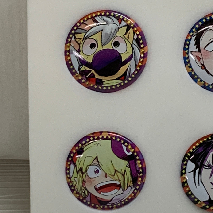 【中古品】 魔入りました！入間くん オールスター 缶バッジ 6個セット アニメ グッズ 魔入間 052-260915-em-13-min 万代Net店