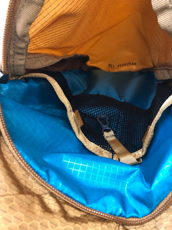 【中古品】【メンズ/レディース】 GREGORY グレゴリー NANO 18 BACKPACK ナノ18 ナックパック リュックサック カバン 188-260519-em-13-min カラー：ブラウン 万代Net店