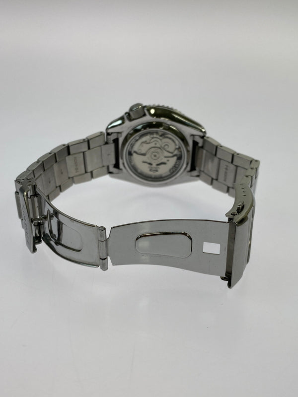 【中古品】【メンズ】 SEIKO セイコー 5 SPORTS SERIES 自動巻腕時計 4R36-07G0 スポーツ シリーズ ウォッチ メンズ 197-260521-em-79-min カラー：シルバー/ブラック 万代Net店