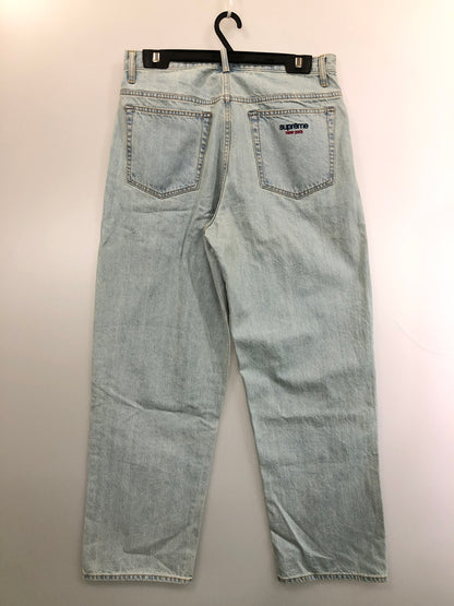 【中古品】【メンズ】 SUPREME シュプリーム BAGGY JEANS バギージーンズ デニムパンツ ボトムス 149-260519-yn-39-min サイズ：30 カラー：LIGHT WASHED INDIGO 万代Net店