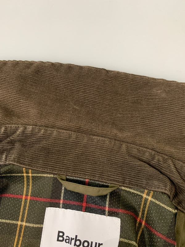 【中古品】【メンズ】 BARBOUR バーブァー バブアー シェイプメモリーコート 2101009 メンズ ライトアウター 144-260518-em-22-min サイズ：34 カラー：カーキ 万代Net店