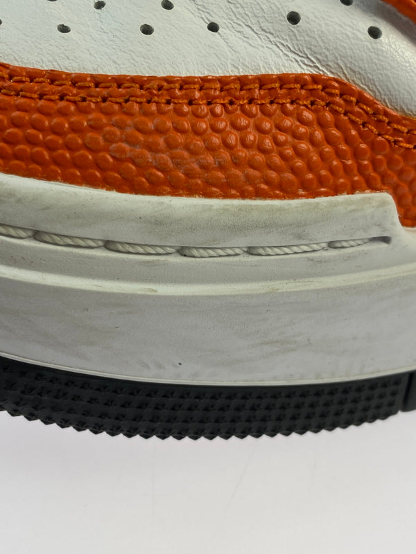 【中古品】【レディース】 NIKE ナイキ WOMEN'S AIR JORDAN 1 LOW SE ELEVATE BRILLIANT ORANGE FD9100-801 ウィメンズ エアジョーダン1 ロー SE エレベート スニーカー 166-260521-em-64-min サイズ：24.0cm カラー：ブリリアントオレンジ 万代Net店