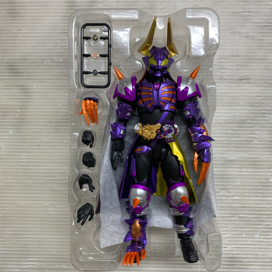 【中古品】 仮面ライダーギーツ S.H.フィギュアーツ 仮面ライダーバッファ フィーバーゾンビフォーム ジャマ神 魂ウェブ限定 042-260527-em-13-min 万代Net店