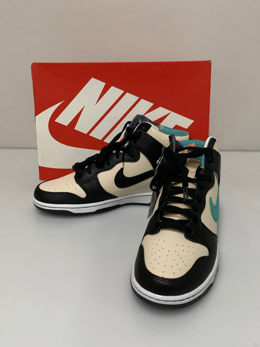 【中古品】【メンズ】 NIKE ナイキ DUNK HIGH RETRO EMB PEARL WHITE AND WASHED TEAL D09455-200 ダンク ハイ レトロ EMB スニーカー メンズ シューズ 靴 160-260521-em-55-min サイズ：27.5cm カラー：ホワイト/ブラック系 万代Net店