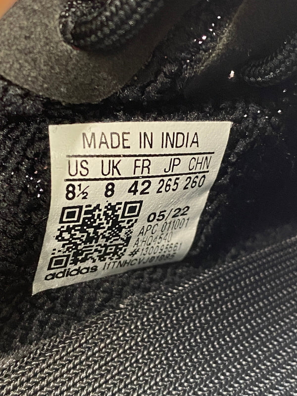 【未使用品】【メンズ】 adidas アディダス YEEZY BOOST 350 V2 HQ4540 イージー ブースト 350 V2 スニーカー 靴 161-260523-kk-06-min カラー：ONYX/ONYX/ONYX 万代Net店