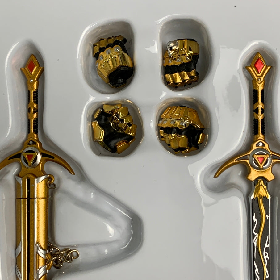 【中古品】 S.H.F 真骨彫製法 黄金騎士ガロ 冴島鋼牙 フィギュアーツ バンダイ フィギュア 044-260522-em-19-min 万代Net店
