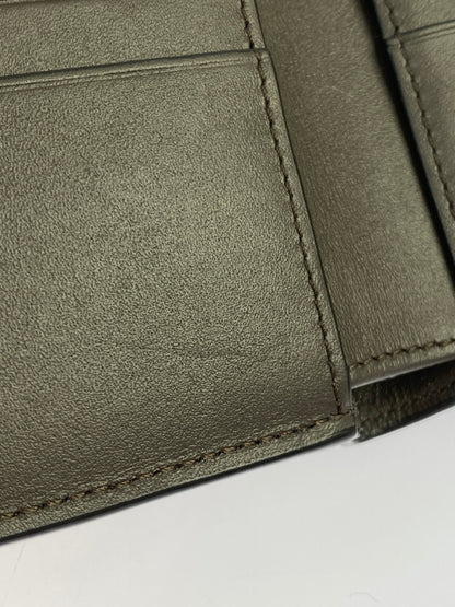 【中古品】【メンズ/レディース】 LOEWE ロエベ PUZZLE BI-FOLD WALLET パズル バイ フォールド 二つ折り財布 181-260611-yn-13-min カラー：ダークグレー 万代Net店