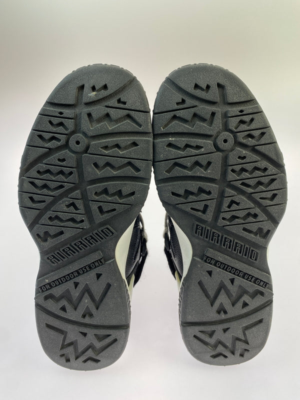 【中古品】【メンズ】 NIKE ナイキ AIR RAID DC1412-001 エアレイド スニーカー メンズ シューズ 靴 160-260521-em-66-min サイズ：27.0cm カラー：BLACK GREY WHITE 万代Net店
