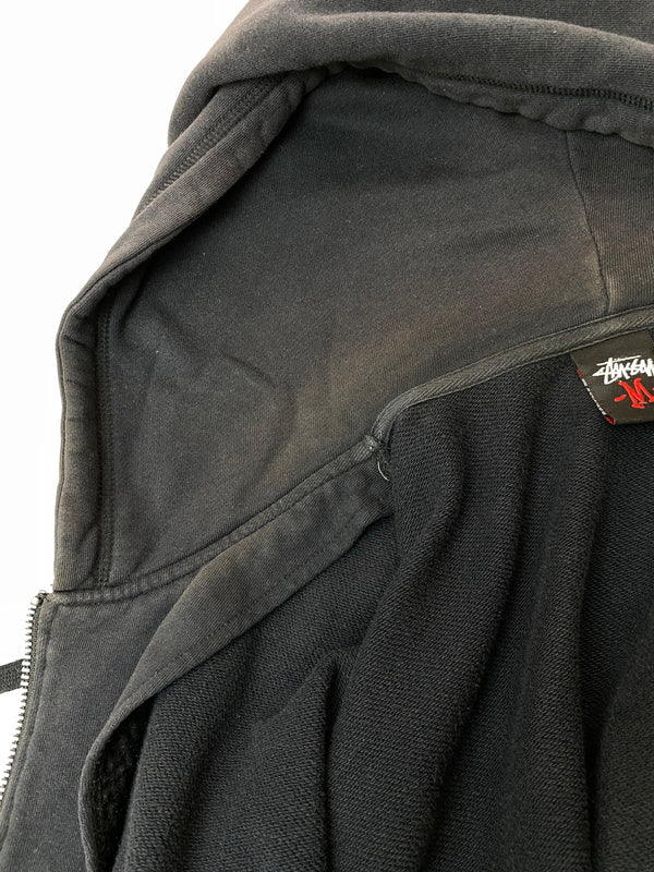 【中古品】【メンズ】 STUSSY ステューシー 00S ZIP HOODIE 00年代 ジップ フーディ ジップアップ パーカー メンズ トップス 142-260615-em-30-min サイズ：M カラー：ブラック 万代Net店