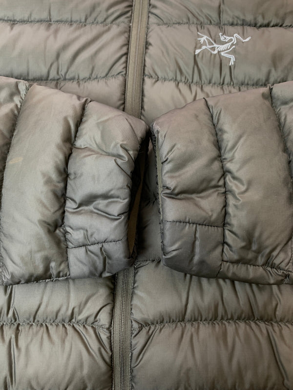 【中古品】【メンズ】 ARC'TERYX アークテリクス CERIUM LT JACKET 18014 セリウム LT ジャケット アウター ダウンジャケット 144-260526-jt-14-min サイズ：S カラー：オリーブ 万代Net店