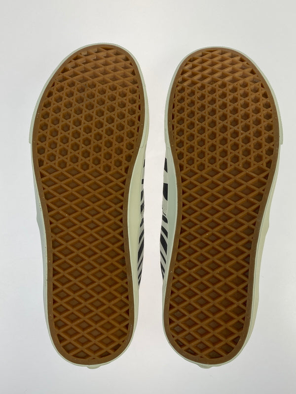 【中古美品】【メンズ】 VANS バンズ ヴァンズ AUTHENTIC VN000D7YZBR オーセンティック スニーカー 靴 162-260523-kk-09-min カラー：ANIMALIER ZEBRA 万代Net店