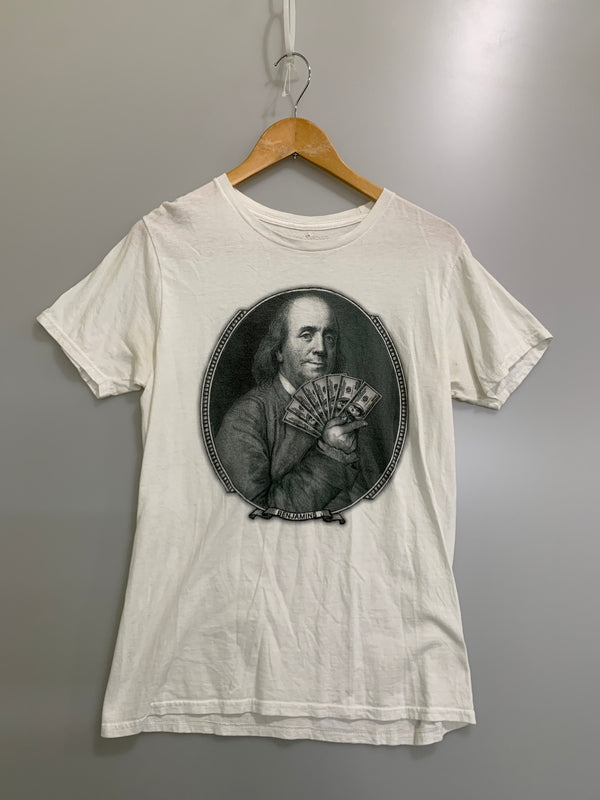【現状渡し品】【メンズ】 USED ユーズド BENJAMINS SS TEE Tシャツ 146-260523-zi-19-min サイズ：M カラー：ホワイト 万代Net店