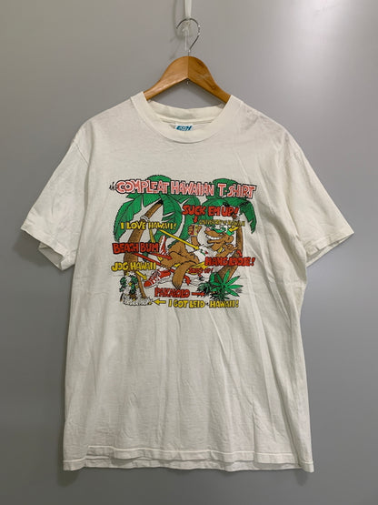 【中古品】【メンズ】 EOH HAWAII イーオーエイチハワイ 90S COMPLATE SS PRINT TEE Tシャツ 146-260523-zi-20-min サイズ：L カラー：ホワイト 万代Net店