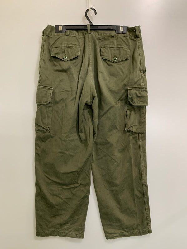 【現状渡し品】【メンズ】 VINTAGE ヴィンテージ K2027 PANTALON M64 CARGO MILITARY PANTS カーゴミリタリーパンツ 157-260523-zi-22-min サイズ：不明 カラー：グリーンカーキ 万代Net店