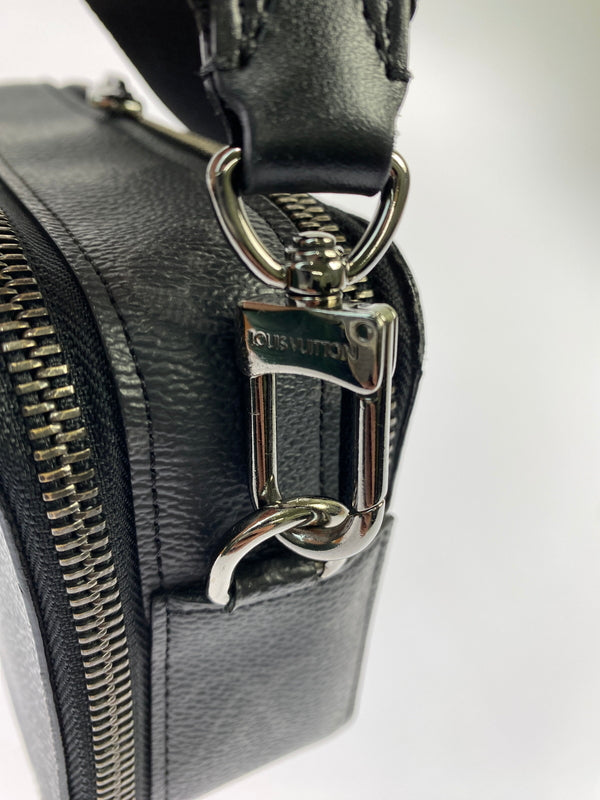 【中古品】【メンズ】 LOUIS VUITTON ルイ・ヴィトン M81260 モノグラム エクリプス アルファ・ウェアラブル ショルダーバッグ 179-260530-KS-11-min カラー：ブラック 万代Net店