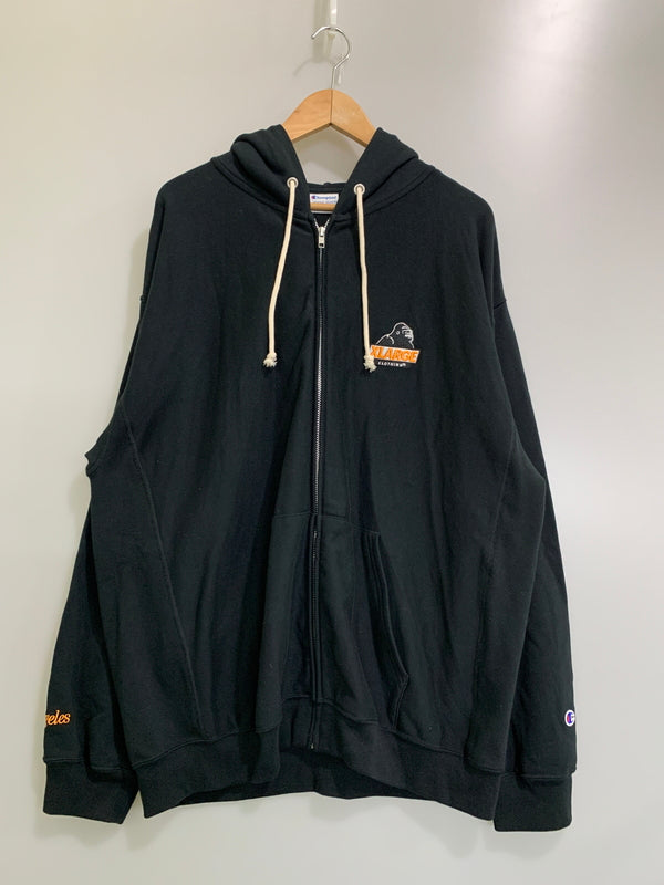 【中古品】【メンズ】 XLARGE エクストララージ ×CHAMPION チャンピオン C8-B109 LOGO REVERSE WEAVE ZIP HOODIE フルジップパーカー 142-260604-AS-58-min サイズ：XL カラー：ブラック 万代Net店