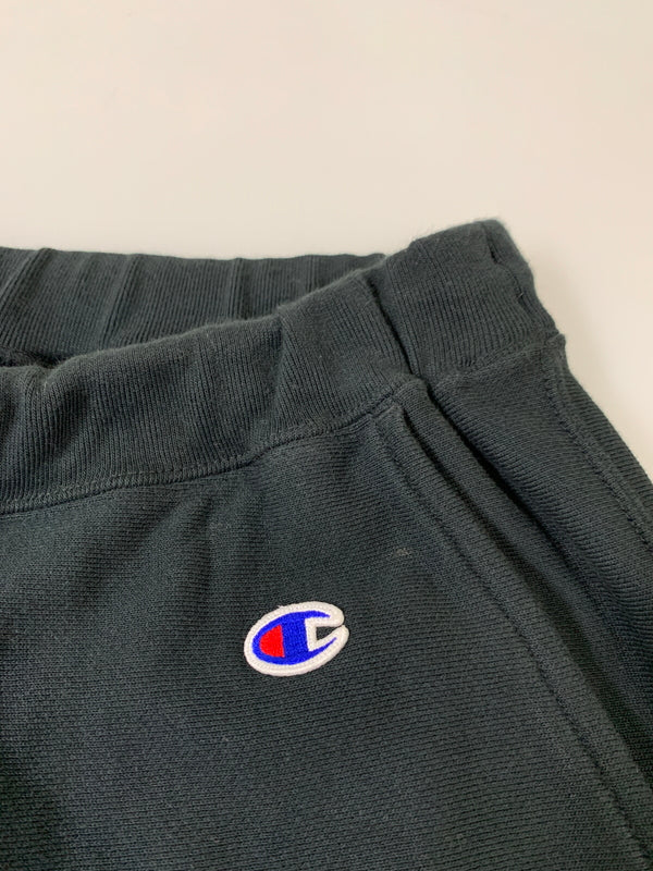 【中古品】【メンズ】 XLARGE エクストララージ ×CHAMPION チャンピオン C8-B503 LOGO REVERSE WEAVE SHORTS リバースウィーブ ショーツ 159-260523-zi-24-min サイズ：XL カラー：ブラック 万代Net店