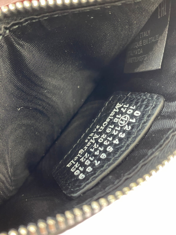 【中古品】【メンズ】 Maison Margiela メゾンマルジェラ 4 STITCH FRAGMENT CASE S56UI0143 T8013 4ステッチ フラグメントケース 財布 コインケース カードケース 200-260523-kk-20-min カラー：ブラック 万代Net店