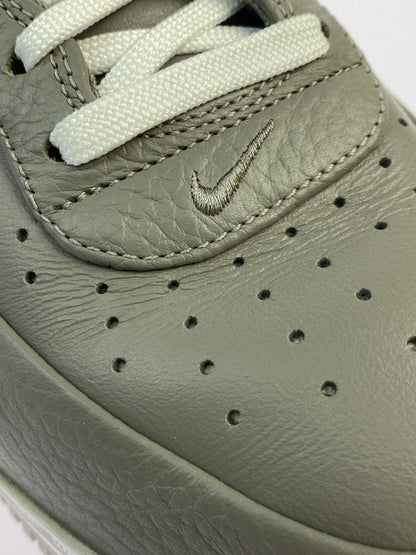 【中古品】【メンズ】 NIKE ナイキ NIKELAB AIR FORCE 1 MID 819677-001 ナイキラボ エア フォース 1 ミッド スニーカー 靴 160-260523-kk-04-min カラー：LGHT CHARCOAL/LGHT CHRCL-WHITE 万代Net店