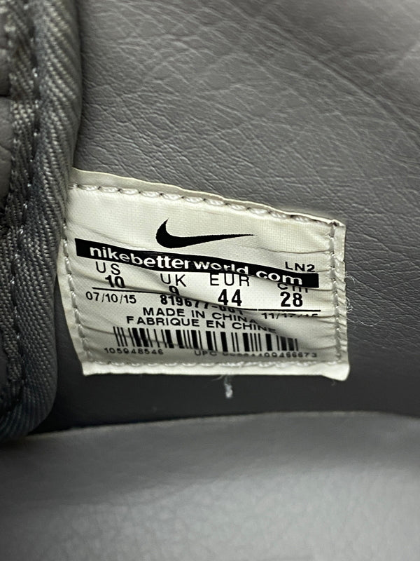 【中古品】【メンズ】 NIKE ナイキ NIKELAB AIR FORCE 1 MID 819677-001 ナイキラボ エア フォース 1 ミッド スニーカー 靴 160-260523-kk-04-min カラー：LGHT CHARCOAL/LGHT CHRCL-WHITE 万代Net店