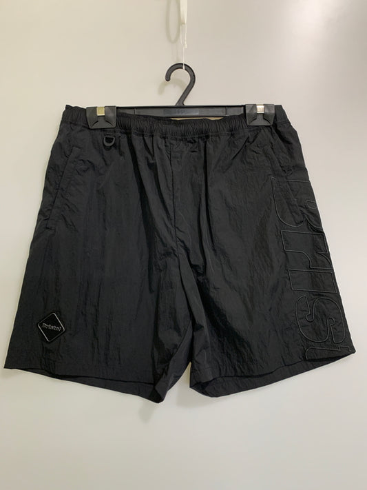 【中古品】【メンズ】 F.C.R.B エフシーアールビー BIG LOGO NYLON EASY SHORTS FCRB-260051 ビッグ ロゴ ナイロン イージーショーツ メンズ ボトムス ハーフパンツ 153-260530-KS-36-min サイズ：S カラー：ブラック 万代Net店